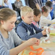 От сердца к сердцу: в кардиоцентре прошел мастер-класс по скрапбукингу для детей сотрудников От сердца к сердцу: в кардиоцентре прошел мастер-класс по скрапбукингу для детей сотрудников